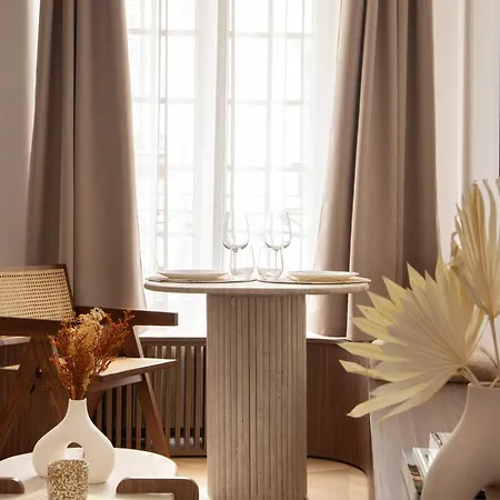Apartment Luxurious A-c Flat - 2p - Bastille-le Marais Paris