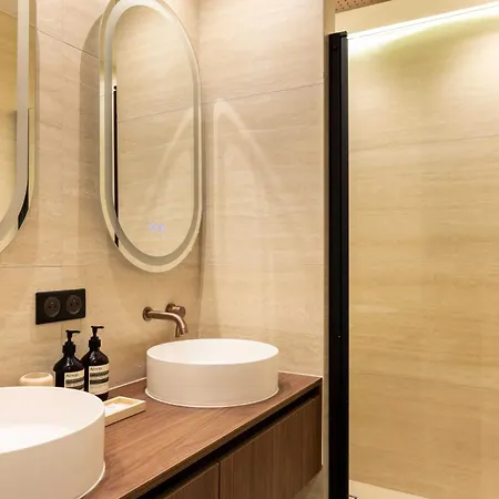 Luxurious A-c Flat - 2p - Bastille-le Marais Paris